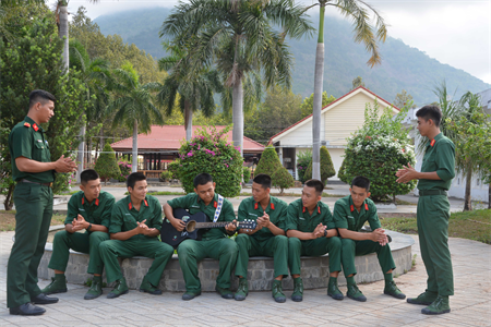 Mang trí tuệ xây dựng đơn vị