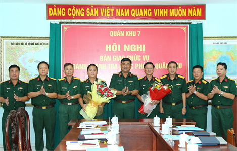 Quân khu 7 bàn giao chức vụ Chánh Thanh tra Quốc phòng