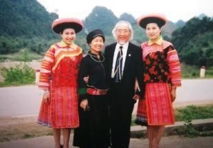 "Người Mèo ơn Đảng" - Ca khúc đi cùng năm tháng