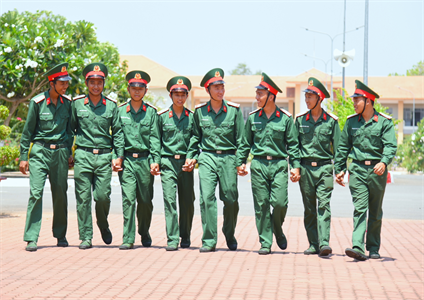 Tâm tình chiến sĩ mới: Tận tình như “người anh”, thân thiết như “người bạn”