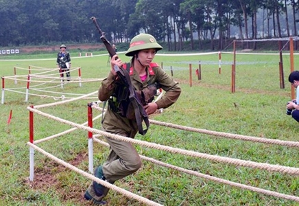 Những bóng hồng trên thao trường tháng Tư