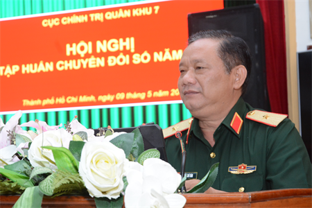 Cục Chính trị Quân khu tập huấn chuyển đổi số năm 2024