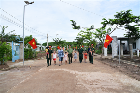 Xây mới, tăng dày 23 điểm dân cư trên tuyến biên giới
