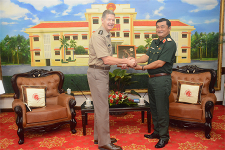 Thiếu tướng Lê Xuân Thế, Phó Tư lệnh Quân khu tiếp đoàn Phó Tư lệnh Lục quân Thái Bình Dương Hoa Kỳ