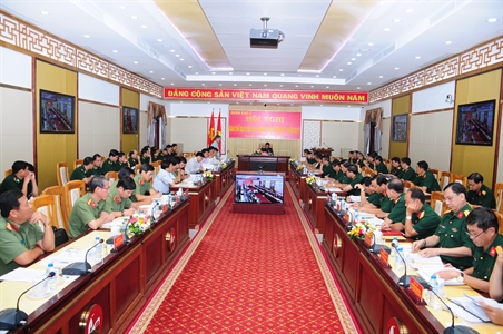 Tiếp tục xây dựng khu vực phòng thủ vững chắc