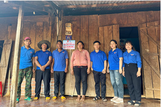 Huyện đoàn Bù Đăng phối hợp sửa nhà cho thanh niên đang thực hiện nghĩa vụ quân sự