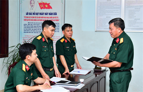 Cục Chính trị Quân khu 7 kiểm tra, nắm tình hình CTĐ, CTCT tại Sư đoàn 302