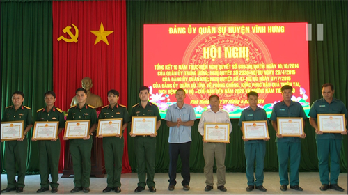 Đảng ủy Quân sự huyện Vĩnh Hưng tổng kết 10 năm thực hiện Nghị quyết số 689 của Quân ủy Trung ương