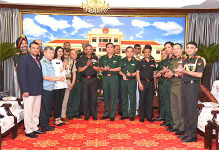 Thắt chặt mối quan hệ giữa Quân khu 7 và Học viện Quốc phòng Ấn Độ
