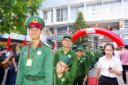 Tỉnh Bình Dương: Xuất quân “Học kỳ trong Quân đội” lần thứ XII năm 2024