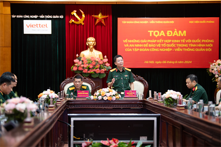 Viettel tọa đàm với Đoàn học viên Học viện Quốc phòng
