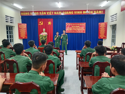 Đoàn cơ sở Quân sự huyện Vĩnh Hưng giao lưu văn nghệ chào mừng thành công Đại hội Thi đua Quyết thắng LLVT tỉnh Long An
