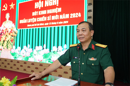 Trung đoàn Gia Định rút kinh nghiệm huấn luyện chiến sĩ mới năm 2024