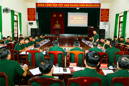 Quân khu 7 phối hợp trao đổi thực hiện sắp xếp tổ chức biên chế