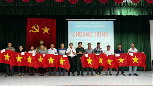 Huyện Xuyên Mộc tổ chức chương trình “Ăn sáng cùng ngư dân”