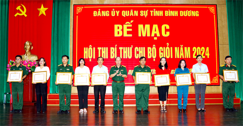 Nâng cao chất lượng sinh hoạt chi bộ