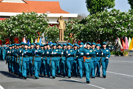 Xây dựng lực lượng dân quân tự vệ Quân khu 7 vững mạnh, hoạt động hiệu quả