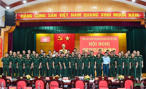 Hoạt động công tác Đảng, công tác chính trị trong toàn quân được lãnh đạo, chỉ đạo chặt chẽ, triển khai đồng bộ, sáng tạo, hiệu quả