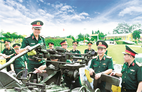 LLVT Quân khu 7 đẩy mạnh Phong trào Thi đua Quyết thắng, thực hiện thắng lợi nhiệm vụ quân sự, quốc phòng