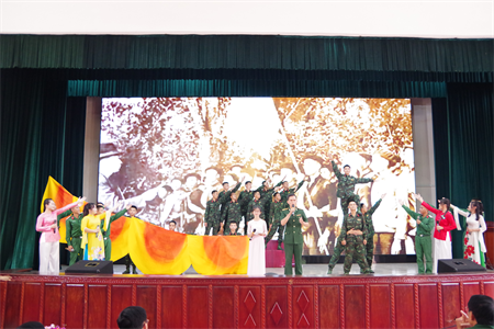 Sôi nổi Hội thi tuyên truyền viên trẻ Sư đoàn 9