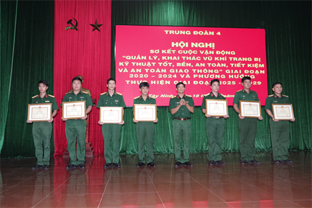 Trung đoàn 4, Sư đoàn 5 sơ kết thực hiện Cuộc vận động 50