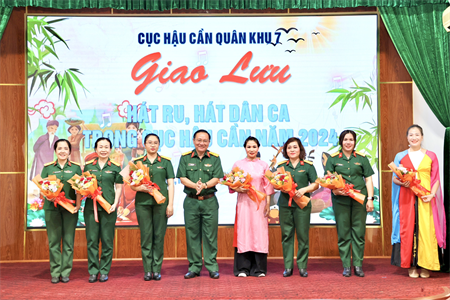 Ngọt ngào, sâu lắng chương trình Giao lưu hát ru, hát dân ca trong Cục Hậu cần