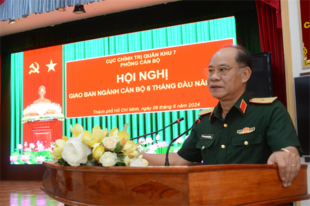 Cục Chính trị Quân khu giao ban ngành Cán bộ 6 tháng đầu năm 2024