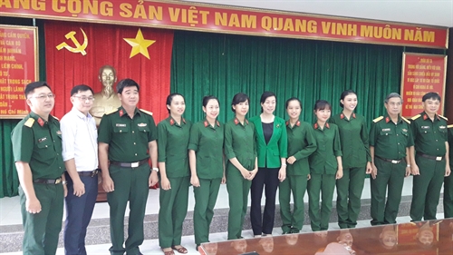 Lãnh đạo Ủy ban MTTQVN Thành phố Hồ Chí Minh thăm nữ tân binh