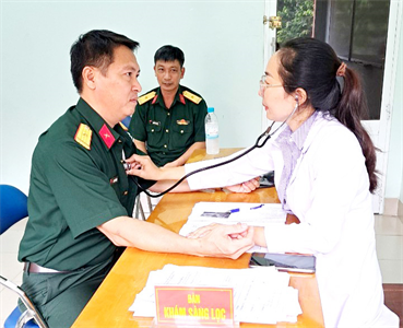 Bộ CHQS tỉnh Bình Dương quan tâm chăm sóc, bảo vệ sức khỏe cán bộ, chiến sĩ