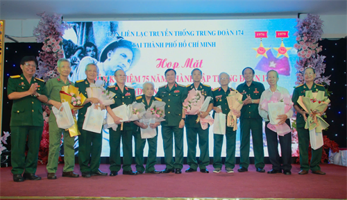 Trung đoàn 174 họp mặt truyền thống kỷ niệm 75 năm thành lập