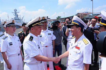 Biên đội tàu Hải quân Quân Giải phóng nhân dân Trung Quốc thăm Cảng Quốc tế thành phố Hồ Chí Minh