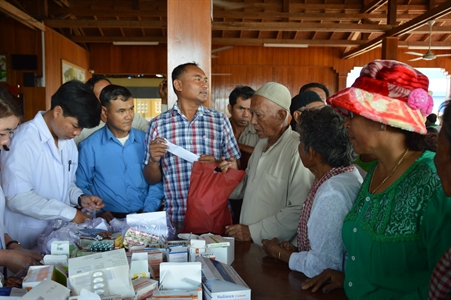 Thắm tình hữu nghị Việt Nam - Campuchia