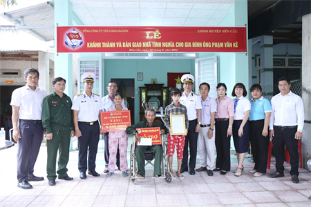 Tổng công ty Tân cảng Sài Gòn bàn giao nhà tình nghĩa tại tỉnh Tây Ninh