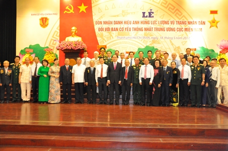 Ban Cơ yếu thống nhất Trung ương Cục miền Nam đón nhận danh hiệu Anh hùng lực lượng vũ trang nhân dân