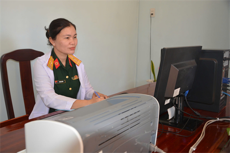 Bác sĩ quân - dân y hết lòng vì bệnh nhân