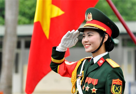 Hướng dẫn chế độ TIỀN THƯỞNG định kỳ hằng năm đối với sĩ quan, quân nhân, công chức, viên chức, công nhân quốc phòng