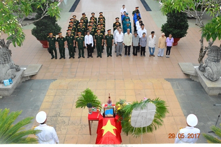 Lễ truy điệu và an táng liệt sỹ