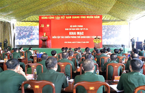 Truy thăng quân hàm, đề nghị truy tặng Huân chương Bảo vệ Tổ quốc và Huy hiệu “Tuổi trẻ dũng cảm” cho 12 liệt sĩ hy sinh trong diễn tập tác chiến phòng thủ Quân khu 7
