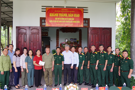 Bộ CHQS tỉnh Lâm Đồng khánh thành, bàn giao nơi thờ tự đồng chí Tô Đình Cắm
