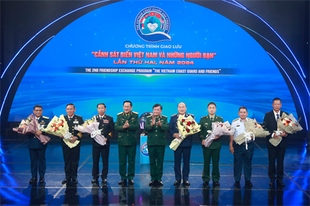 Giao lưu “Cảnh sát biển Việt Nam và những người bạn” với chủ đề “Đoàn kết là sức mạnh”