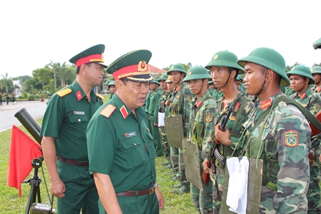 Quân khu 7 kiểm tra kết quả thực hiện nhiệm vụ công tác quân sự quốc phòng năm 2017