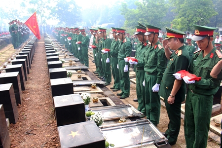Tỉnh Bình Phước tổ chức lễ truy điệu, an táng hài cốt liệt sĩ