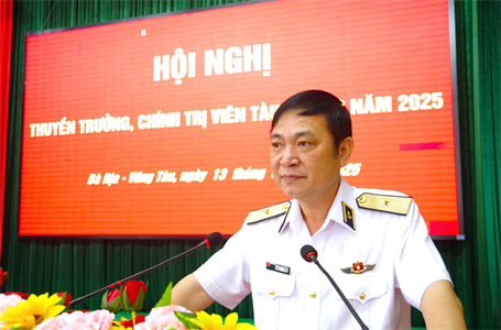 Vùng 2 Hải quân Hội nghị thuyền trưởng, chính trị viên tàu năm 2025