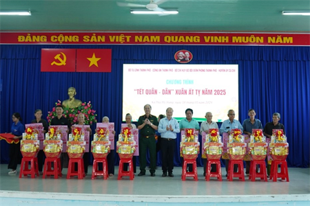 Bộ Tư lệnh TPHCM phối hợp tổ chức “Tết quân - dân” tại huyện Củ Chi