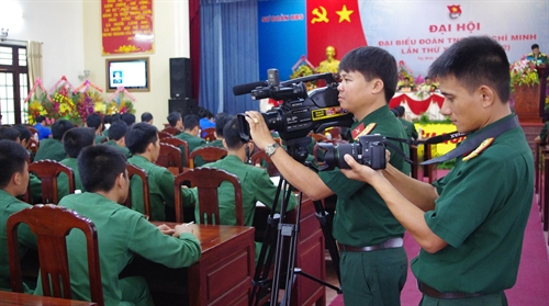 “Phóng viên” không chuyên Sư đoàn 5