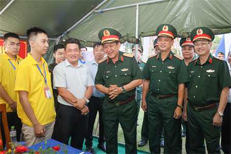 Thượng tướng Võ Minh Lương, Thứ trưởng Bộ Quốc phòng động viên thanh niên nhập ngũ tại TPHCM