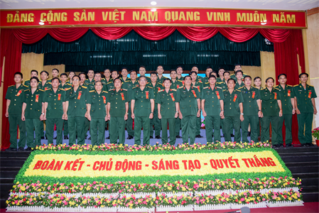 Tham mưu xây dựng LLVT Quân khu huấn luyện giỏi, sẵn sàng chiến đấu cao