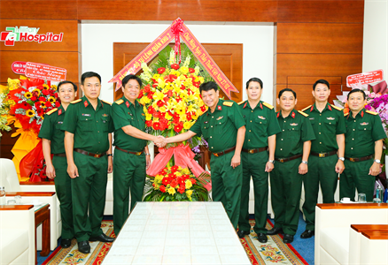 Đảng ủy, Bộ Tư lệnh Quân khu 7 chúc mừng Ngày Thầy thuốc Việt Nam