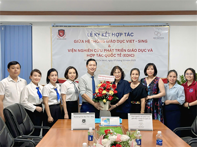 Hệ thống giáo dục Viet – Sing ký kết hợp tác với EDIC
