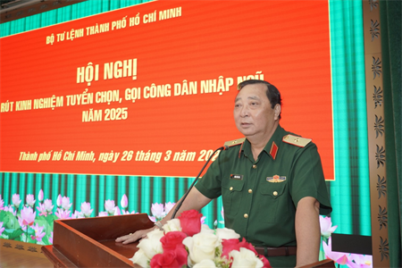 Bộ Tư lệnh TPHCM rút kinh nghiệm công tác tuyển quân năm 2025